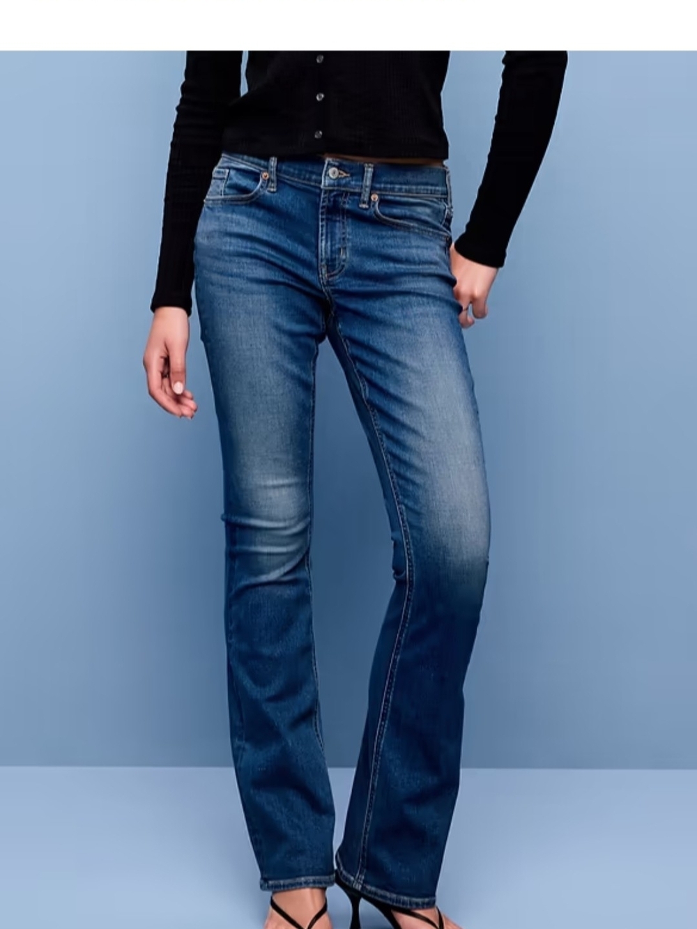 Old Navy Classic Low-Rise Bootcut Jeans in Dark Blue NWT 8 TALL